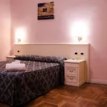 Annette 4* Rome
